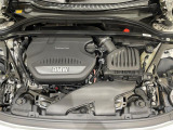 安心のBMW認定中古車は100項目の箇所を徹底的にチェック致します。機械的な箇所や電気系、コンピューターなどをご納車前に点検し、交換基準に達した部品は全て新品に修理返品した後にご納車致します。