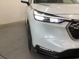 【LEDヘッドライト】ディスチャージヘッドライト(HID)と同等の明るさで、夜道や雨天走行が明るく視界良好!! フォグライトも装備で、安心感さらにUPです♪安心ドライブを楽しんで下さい♪