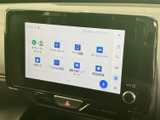 使いやすいインターフェースが、快適なドライブをサポートします。必要な情報を直感的に操作でき、充実したディスプレイが運転をアシストします。