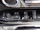 全てのドアガラスを運転席での操作が可能!窓を開けて走るドライブも気持ちがいいですよね!!♪