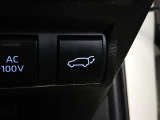 荷物の積み降ろしを快適にしてくれる パワーバックドアスイッチです