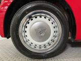 車が大好きなスタッフが心をこめて接客いたします。お客様一人一人のお車に対する思いや気持ちをうかがい、充実した時間が過ごせるよう努めます。