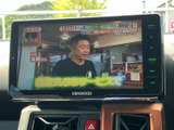 停車時に、お好きな番組や動画を大画面で楽しめます。お子様連れのご家族にもおすすめです。