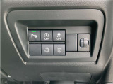 運転者に優しいスイッチ類の配置です。