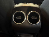 納車前整備は、メルセデスベンツ国際認定メカニックによる最新の検査ライン等の施設が充実した当社工場で入念に行います。メルセデス・ベンツの定める厳しい基準をクリアしたお車のみをご案内させて頂きます。