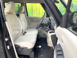 運転席シート廻りは使用感も少なく、良好な状態となっています。丁寧に使われていたことがよくわかりますね。