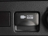 非常時やキャンプなどに役立つAC100Vコンセント付きです。