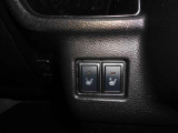 運転席での操作ボタンです!機能につきましてはお気軽にお問い合わせ下さい!