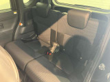 より多くの一般の方へ車を届けれればと思っておりますので同業者様への販売は極力控えさせて頂いております。ご了承下さい。