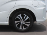 【ホンダ純正アルミホイール付き】タイヤサイズは『185/65R15』です。