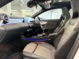 <メルセデスの認定中古車「サーティファイドカー」には、最大100項目にも及ぶ点検・整備項目が設定されています>