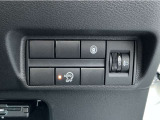 運転支援機能やアイドリングストップ切り替えスイッチが集約されています!