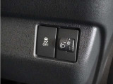 ◆横滑り防止装置◆コーナーリング時の横すべりを抑える機能と、車両の急激な挙動変化を抑える機能で、安定した走行を実現しています。運転に安心とゆとりが出来ます。