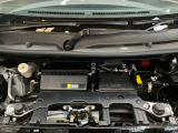 エンジンルームもクリーニング済みできれいですよ。日産の整備士がしっかりと丁寧に点検していますので安心してお乗りいただけます