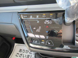 ホームページではブログも更新中です♪楽しいお車情報が満載!是非チェックしてみてください★