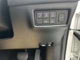 各種装備ございますので是非一度ご来店いただいて現車のご確認お願いいたします。