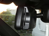 ETC2.0一体型の自動防眩機能付きバックミラー!後続車のヘッドライトの眩しさを自動で軽減してくれます!