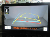 バックガイドモニターで、後方を確認しながら安心して駐車することができます。運転初心者も熟練者も必須の機能ですよ!