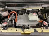 ホンダスタッフがしっかり整備して保証付きにてお渡し致します。エンジンルーム&室内ルームともにクリーニング済みで清潔です。快適なドライブをお楽しみください。