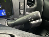 トンネルなど、周囲の明るさの変化でランプ類を自動オン・オフするコンライトです(消し忘れ防止機能付)