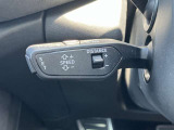アダプティブクルーズコントロール装備 設定した速度で前方車両に追いつくと、安全な車間距離を自動で調整して前方車両を追従します。長距離ドライブでの疲労を軽減する大変重宝する機能です。