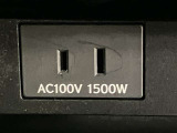 災害時の停電でもアルファードから電気が摂れます。不安な時代の安心人気装備です。