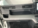豊富に在庫を取り揃えています。 軽自動車からミニバン、セダン、SUV、話題のハイブリッド車などなど続々入荷中です!