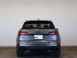 Audi Q5 40 TDI quattro S line dynamic edition/ Audi rings & ブラックスタイリング/アルミホイール 5セグメントスポークデザイン コントラストグレー ポリッシュト 8Jx20