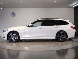 BMW認定中古車は100項目の箇所を徹底的にチェック致します。機械的な箇所や電気系、コンピューターなどを詳細に点検。交換基準に達した部品は整備した後にご納車致します。