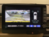 バックモニター付きで、車庫入れやバック時の後方確認をサポート。