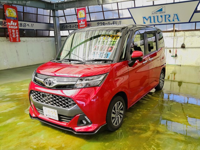タンク 1.0 カスタム G S 4WD