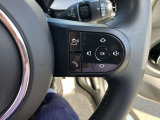 MINIは見切りの良い車です。右左折時や駐車に不安を感じている方も安心して運転することができます!