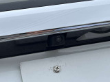 バックカメラが装備されていますので、駐車をサポートしてくれますね!