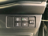 【パーキングセンサー】駐車時や狭い場所で障害物を検知し、音や表示でお知らせします。