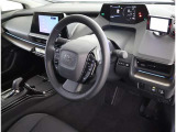 見通しのよいすっきりとした視界で、誰でも運転しやすいです。運転のしやすさは疲れにくさにも繋がりますよ♪