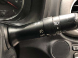 ライトスイッチです。「AUTO」にすると外の明るさに応じてスモールライト・ヘッドライトが自動でON・OFFします。夕暮れ時や屋内駐車場、トンネルなどに便利です。フォグランプもON・OFFできます。