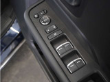 ◆パワーウィンドウスイッチ◆運転席から全席の窓の開閉操作を行うことが出来いつでも換気ができます!