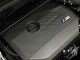軽量コンパクトな直列4気筒BMW Mパフォーマンスツインパワーターボエンジン