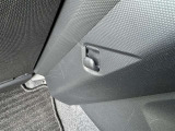 荷物を掛けられるフックが装備されています!