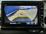 ホンダ純正8インチインターナビは画面が大きくて見やすいですよ〜(^^♪フルセグ対応でCD録音やDVD、Bluetoothにも対応してますよ(^^)/
