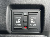 両側電動スライドドア☆狭い駐車場など、重宝します!運転席側からドア開閉操作ができます。