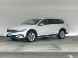 メーカー直営認定中古車 4モーション メーカー保有デモカー LEDライト デジタルコックピット 純正ナビゲーション ブルートゥース接続 カープレイアンドロイドオート対応 スマートキースペア有 オートゲート