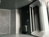 CarPlay対応USB差し込み口で充電しながらドライブ楽しめます♪