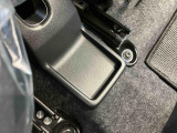 お車の事などで、気になる点やご不明な点がございましたら、右側に記載してあります無料ダイヤルを。お見積もりでしたら、「見積り依頼」ボタンよりお気軽にお問合せ下さい。