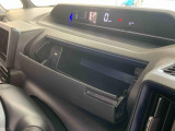 ダイハツ車以外のメンテナンスもお任せください!当社でご用意しているメンテナンスパックはダイハツ車以外でもオトクにサービスを受けられる「ファミリーワンパス」コースがあります。