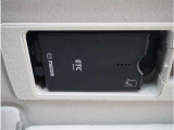 【ETC】今や高速道路走行時の必需品、ETCが付いています。通行料金の割引やスマートICの通過に欠かせません。