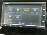 使いやすく、見やすいナビモニター。オーディオ操作もタッチパネルで簡単楽々。