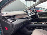 広々とした視界を体感できます。運転が楽しくなりますね。