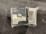 パンク修理キット装備。