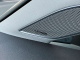 ディナウディオプレミアムスピーカー付きです